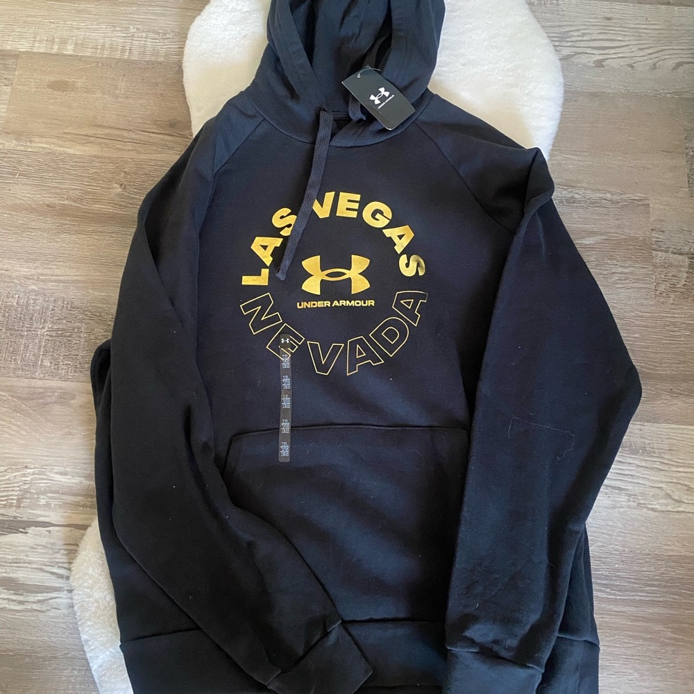 Under Armour Men's Black and Gold Hoodie